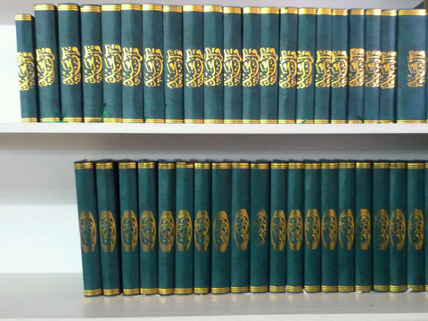 ترمیم وصحافی تعدادی از کتب قرآن آموزشگاه