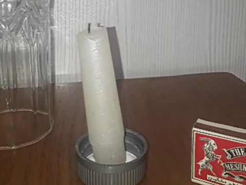 آزمایش سوختن شمع توسط دانش آموزان پایه ششم